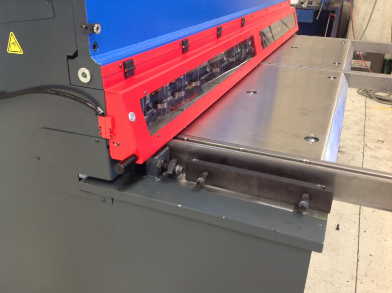 BTS Serie Hydraulic Shear - Image 8