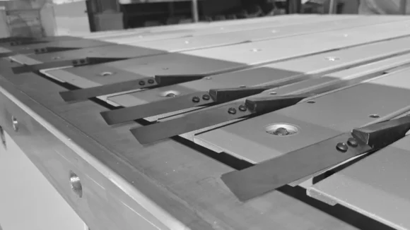 SAVIKA S 2625/3220/4115 CNC Folder Single Beam - Image 3