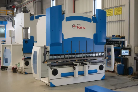 PFO Series Farina Pressbrakes - Image 4