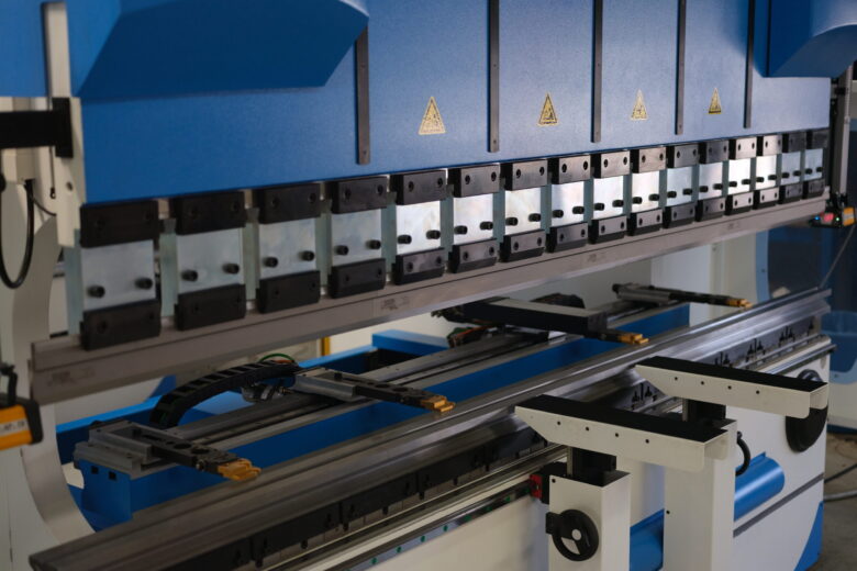 PFO Series Farina Pressbrakes - Image 6