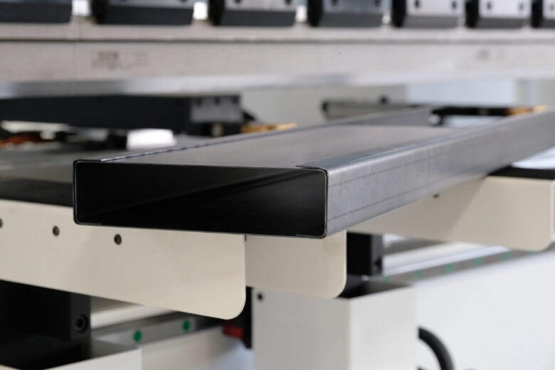 PFO Series Farina Pressbrakes - Image 7