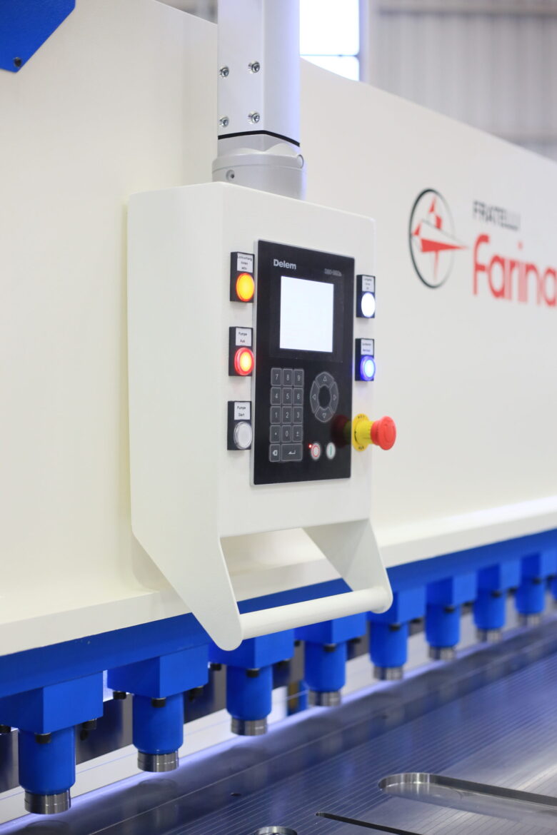 CFO Series Farina Heavy Duty Guillotine Shears - Image 3