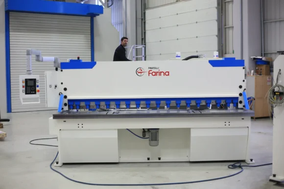 CFO Series Farina Shears - Image 5